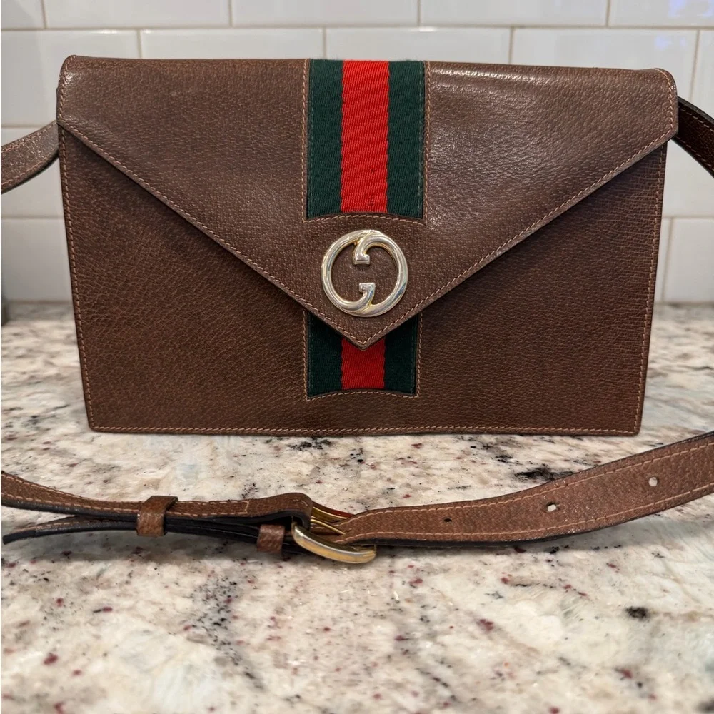 Gucci Brown Leather Satchel vintage with Gold Accent - Picture 14 of 16
